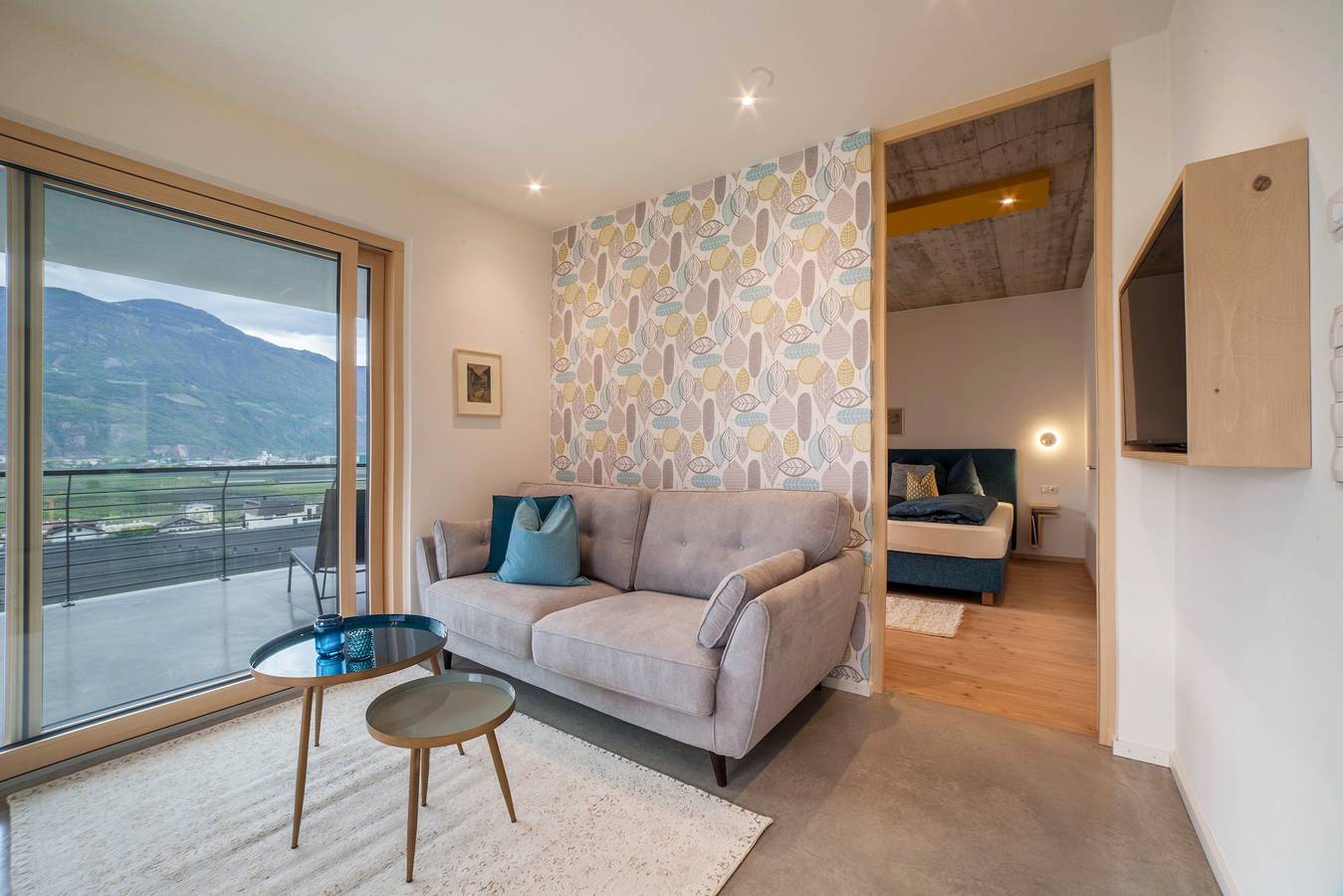 Ganze Wohnung, Ferienwohnung Das Eckige mit Bergblick, Wlan, Garten und Terrasse in Baslan, Tscherms