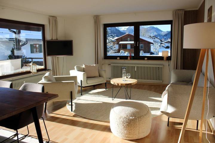 Ferienwohnung für 4 Personen, mit Balkon und Ausblick in Pfronten - 2