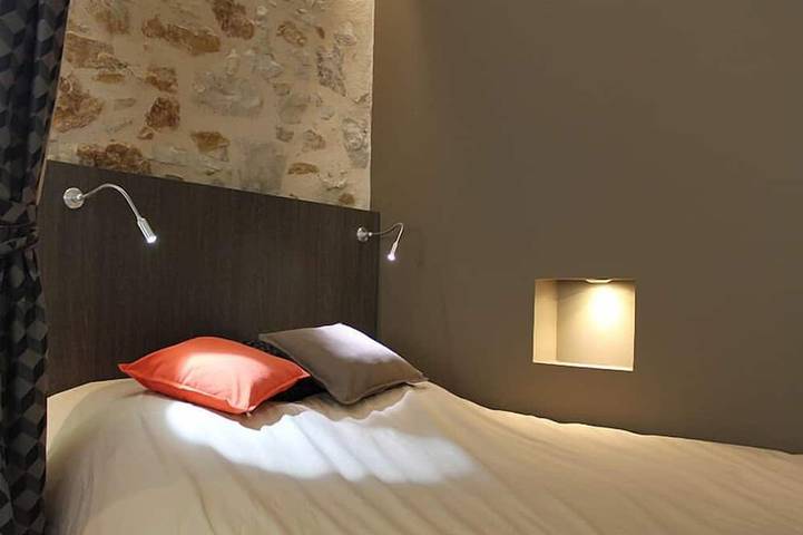 Gîte pour 3 personnes, avec terrasse à Signes - 2