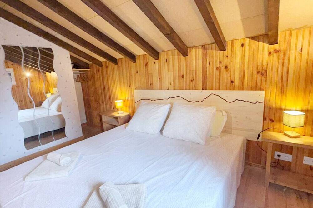 Chalet La Caza Audelou*T5*Vue Lac Vallée*parking* in Réal, Parc naturel régional des Pyrénées catalanes