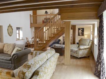 Cottage for 8 People in Staffordshire, Midlands, Photo 2