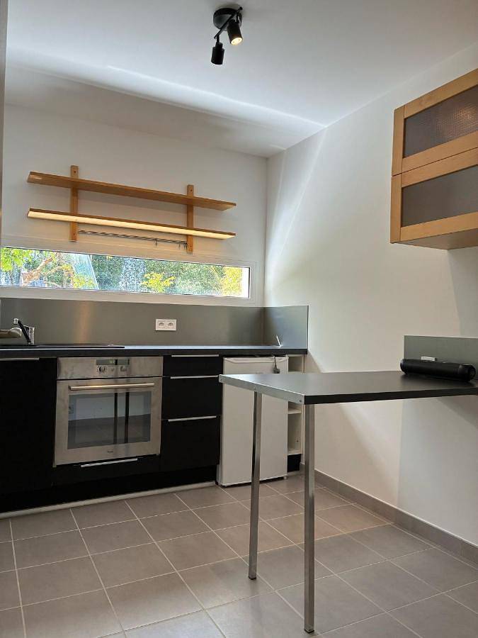 Gîte pour 2 personnes, avec vue ainsi que terrasse et jardin à Le Verdon-sur-Mer - 4