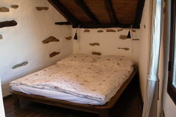 Gîte pour 6 personnes, avec terrasse et jardin à San-Giovanni-di-Moriani - 2