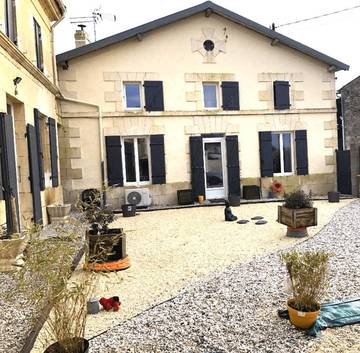Gîte pour 4 personnes, avec jardin, animaux acceptés à Bois (homonymie)
