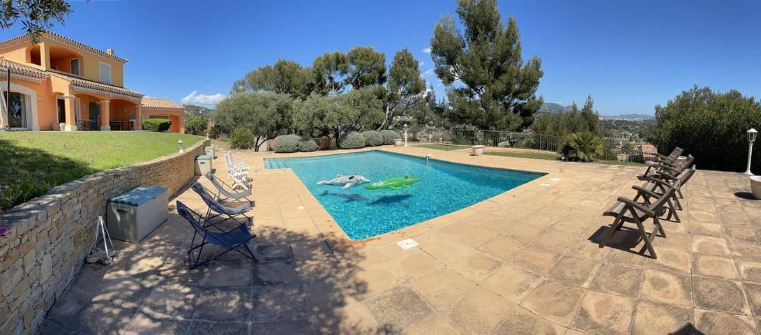 Appartement de vacances pour 8 personnes, avec Piscine