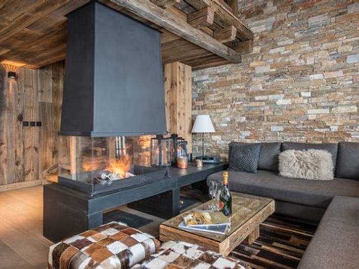 Chalet for 10 people, with balcony and sauna in Courchevel
