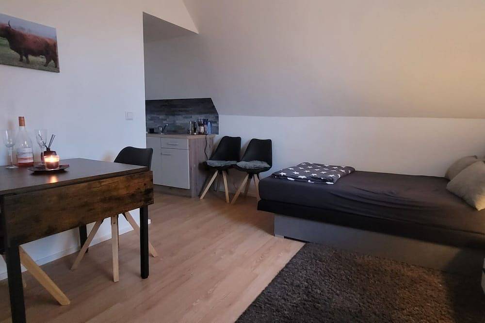 Ganze Wohnung, Gemütliche Wohnung auf dem Bauernhof mit Tierblick, Garten und Natur in Kirchdorf (Niedersachsen), Landkreis Diepholz