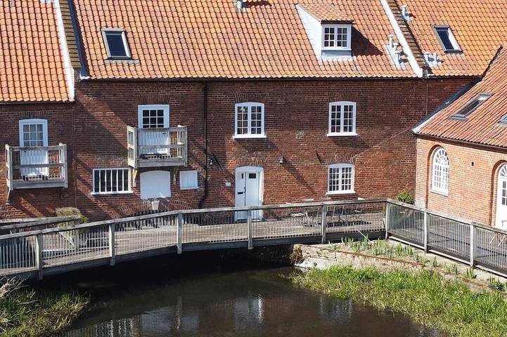 Holiday rental for 8 people, with balcony in Burnham Overy Staithe