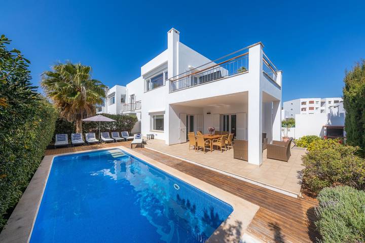 Finca für 6 Personen, mit Balkon und Garten in Cala d'Or