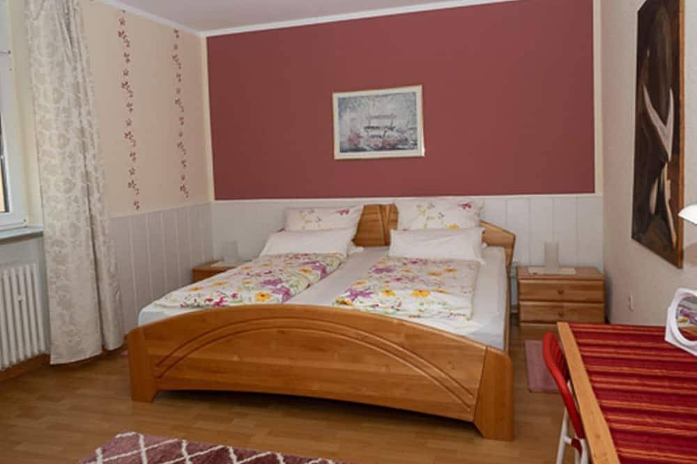 4-bett-ferienwohnung Tal - Ferienwohnung u. Pension Maria Schmitz in Monreal, Osteifel