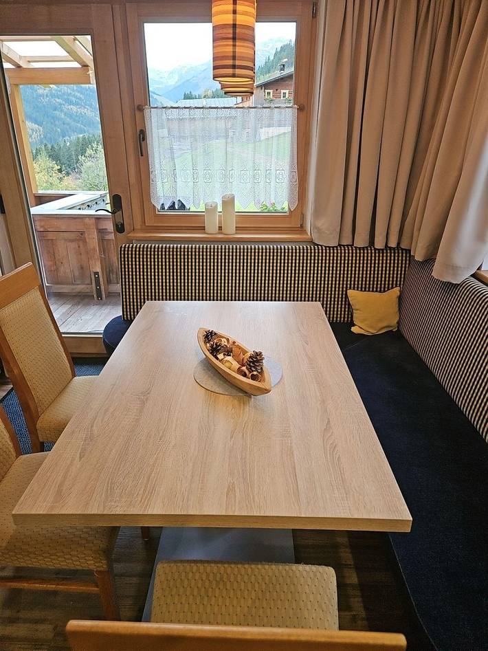 Ferienwohnung für 7 Personen, mit Balkon in Tirol - 2