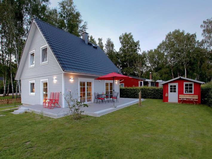 Ferienhaus für 5 Personen, mit Garten und Terrasse in Trassenheide