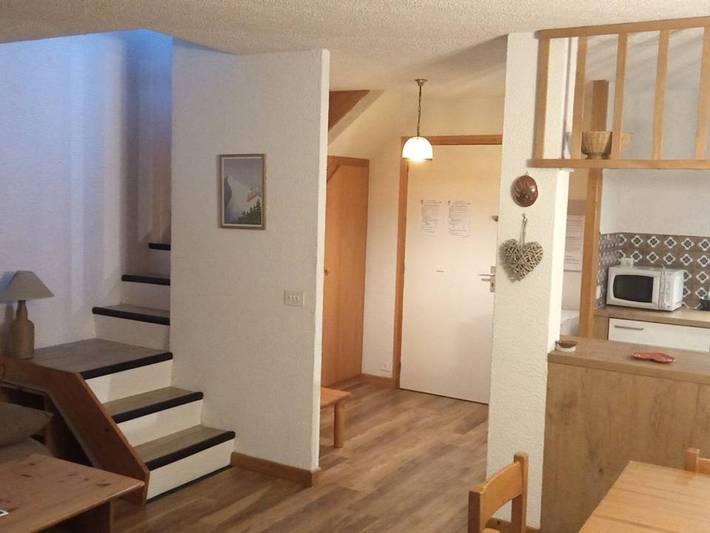 Chalet pour 8 personnes, avec piscine et balcon à Saint-Jean-d'Aulps