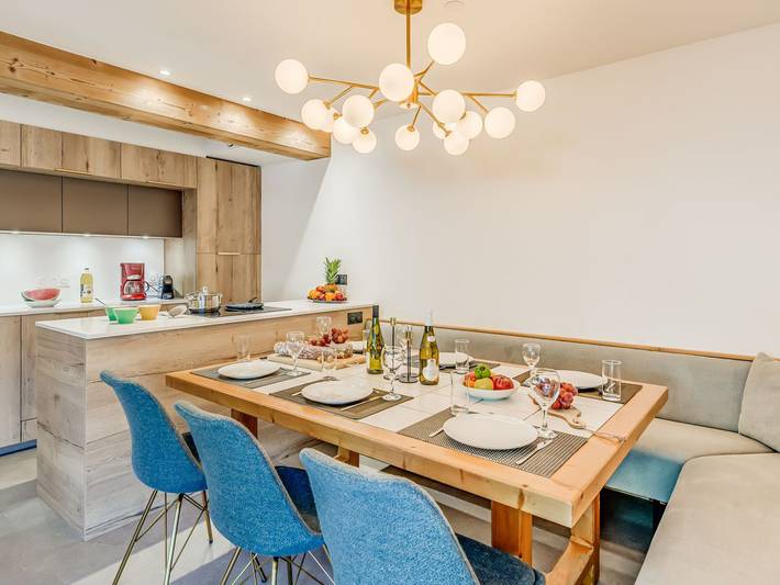 Gîte pour 8 personnes dans Office De Tourisme De Champagny En Vanoise - 4