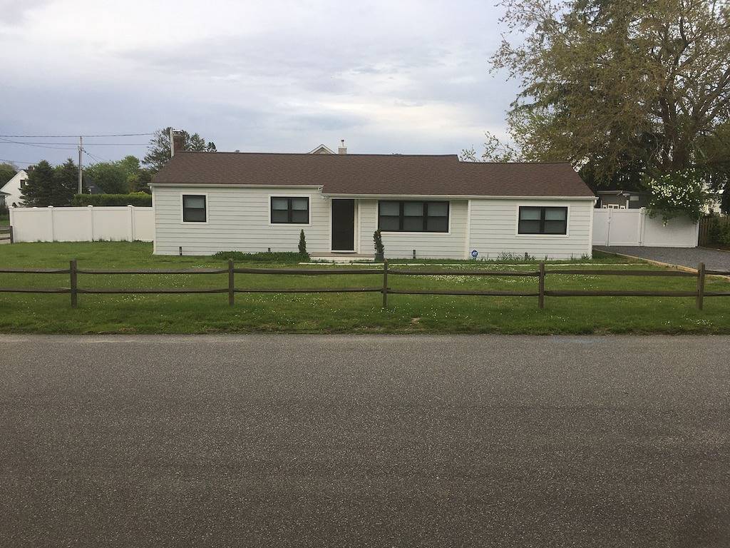 Southampton - Walk to water/10 min drive to area beaches and Southampton Village in Shinnecock Hills, Hamptons