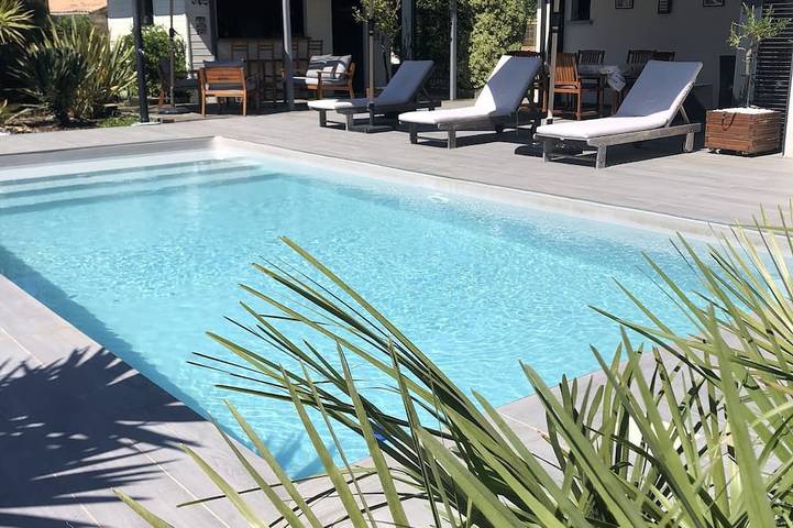Maison de vacances pour 6 personnes, avec jardin et jacuzzi à Arès