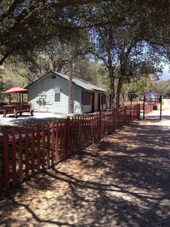 Log Cabin for 2 Guests in Three Rivers, Sequoia National Park