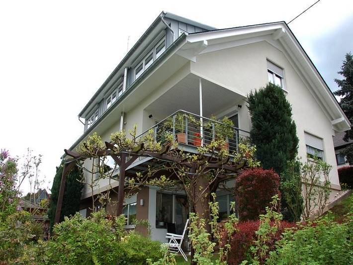 Ferienwohnung für 3 Personen, mit Terrasse und Garten sowie Sauna in Mosel-Saar