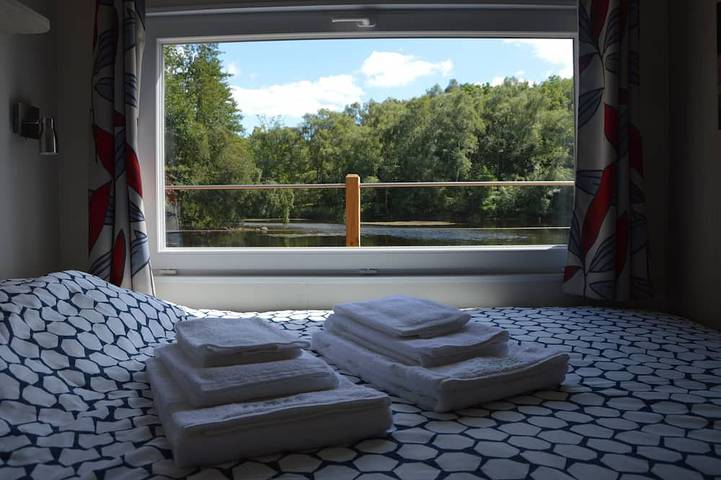 Péniche pour 4 personnes, avec terrasse à Espagnac - 2