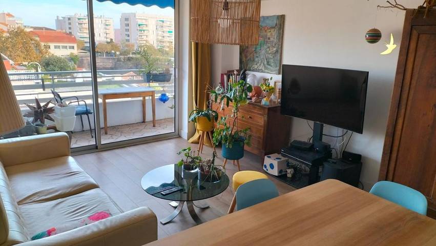 Gîte pour 2 personnes, avec terrasse et vue dans Chateau Et Parc Vallombrosa Cannes - 2