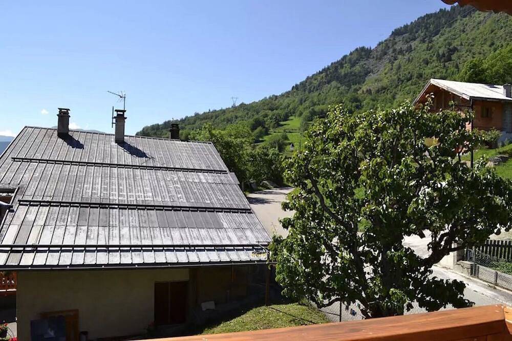 Apartamento entero, Apartamento de pueblo de montaña con vistas a 3 valles in Montagny, Les Trois Vallées