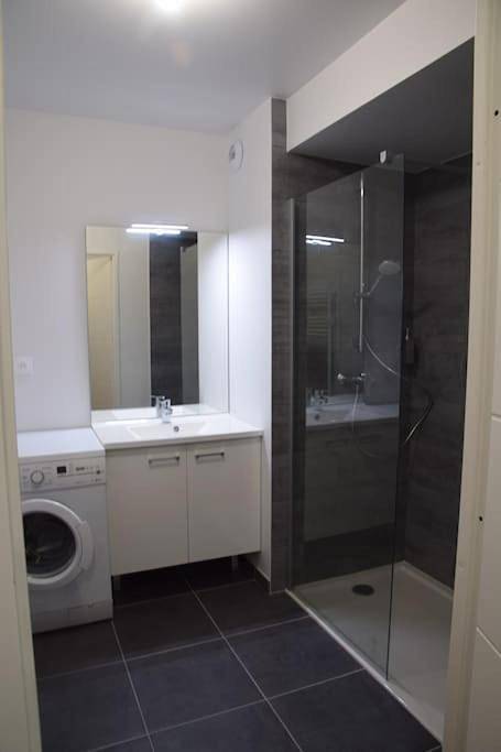 Gîte pour 3 personnes, avec balcon et vue à Dardilly - 4