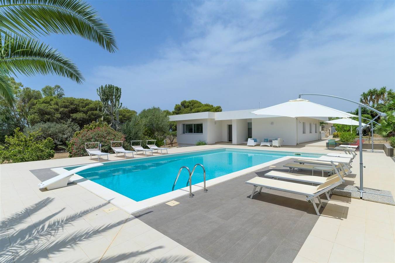 Villa for 8 Guests in Ragusa, Ragusa Province