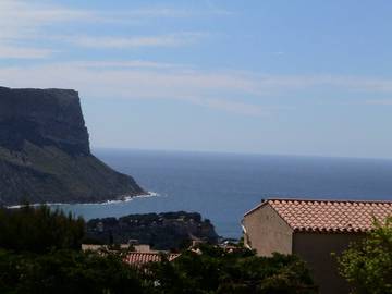 Gîte pour 4 personnes, avec terrasse et piscine à Cassis