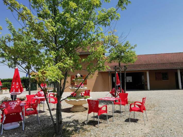 Location de vacances pour 6 personnes, avec terrasse et piscine dans Centrale nucléaire du Bugey - 3