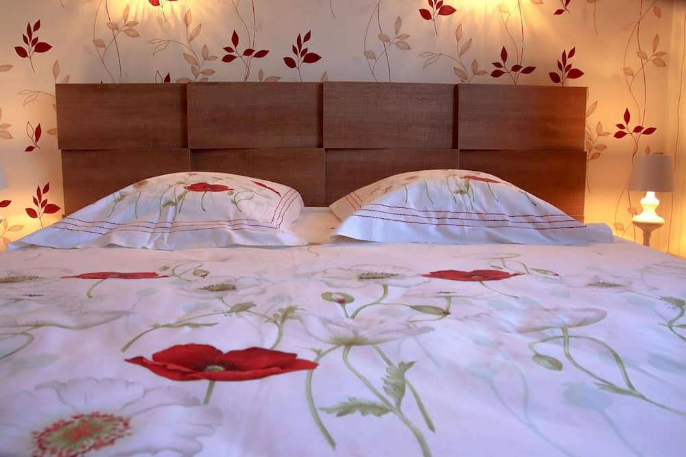 Wunderschöne Villa mit großem Garten, Terrasse, Panoramablick 5 Minuten von Orpierre entfernt in Orpierre, Gap und Umgebung