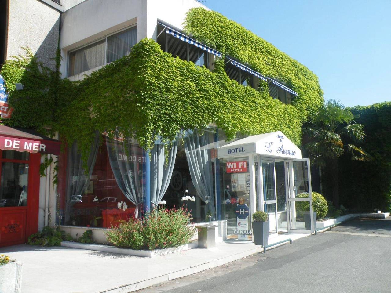 Hôtel de L'Avenue in Saintes, Région de Saintes
