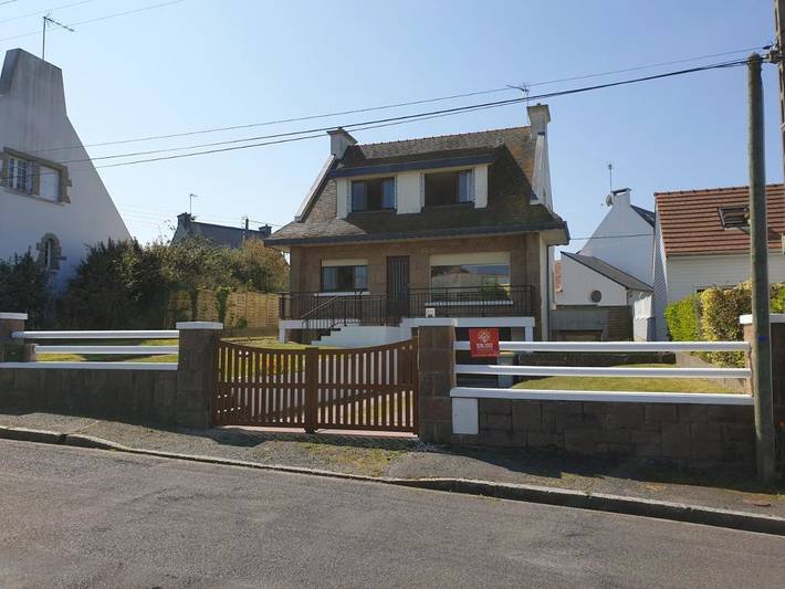 Ferienhaus für 7 Personen, mit Whirlpool und Terrasse sowie Garten und Pool