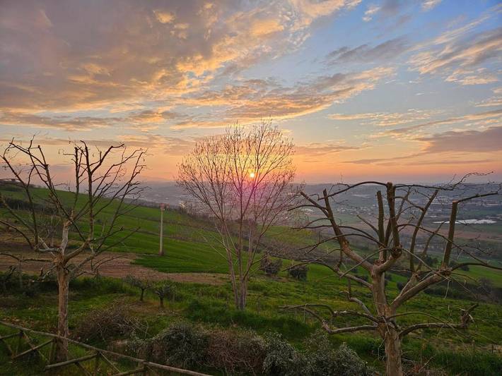 Villa per 6 persone, con Balcone e Terrazza nonché Giardino e Panorama a Fermo