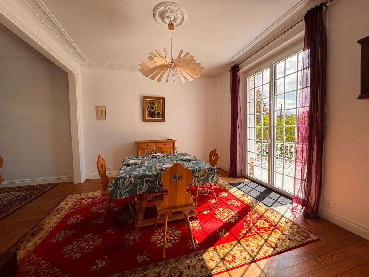 Villa des sources en bord de Seine in Vernou-la-Celle-sur-Seine, Seine-et-Marne