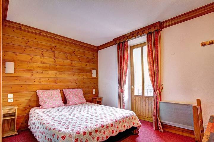 Chalet pour 23 personnes, avec sauna à Brides-les-Bains - 2