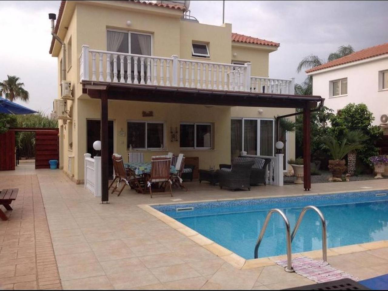 Villa for 6 People in South Cyprus