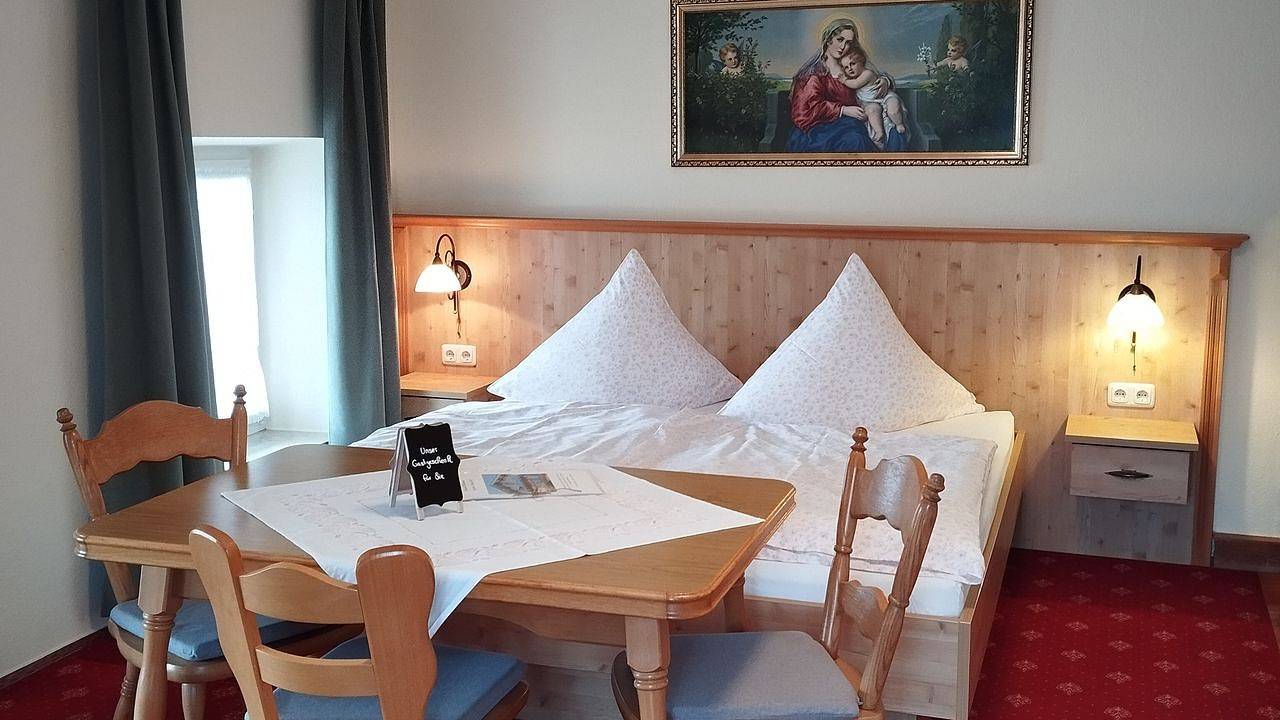 Mehrbettzimmer für 3 Personen in Grabenstätt in Grabenstätt, Chiemsee