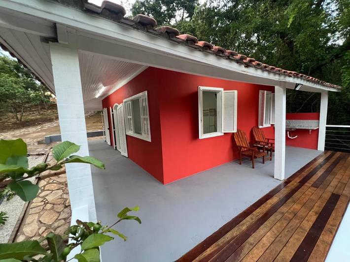 Casas e apartamentos de temporada para 6 pessoas, com jardim e balcão e ainda vista em São Tomé das Letras