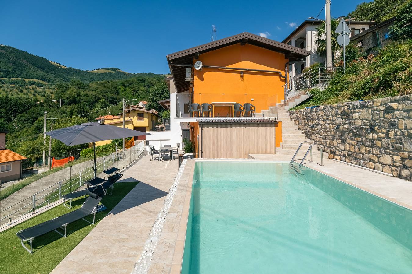Casa Santari in Acquaiolo (Parzanica), Comune di Parzanica