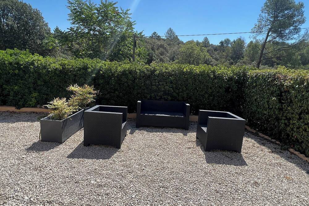 Appartement rez Chaussée de Villa de Plein Pied in Le Tignet, Region de Cannes