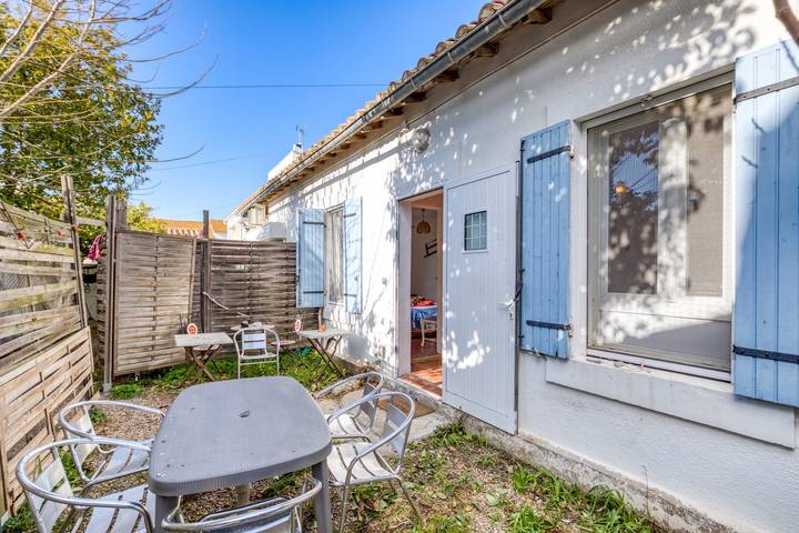 Geheel appartement, L'Aigrette – Appartement met privétuin en wifi, dichtbij stranden en stadscentrum in Saintes-Maries-de-la-Mer, Middellandse Zeekust (Frankrijk)