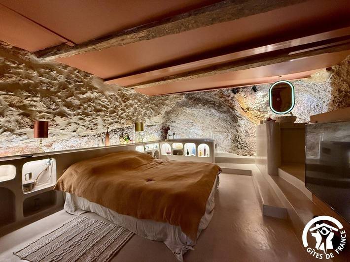 Grotte Romantique Troglodyte in Fitou, Mittelmeerküste (Frankreich)