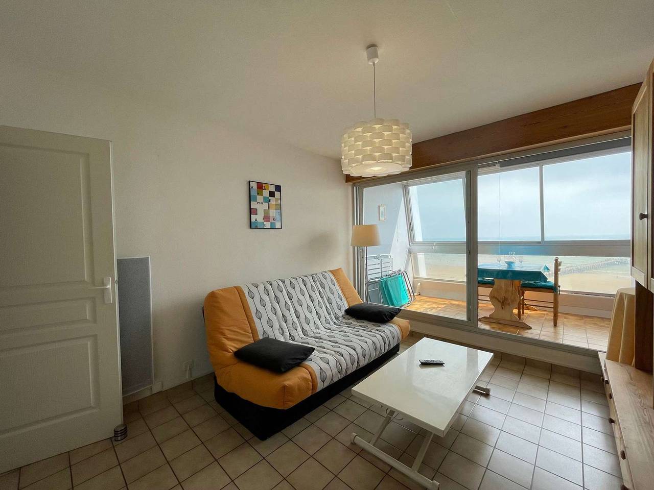 Entire apartment, Studio in Saint-Jean-de-Monts with parking, balcony and sea view in Saint-Jean-de-Monts, Vendée