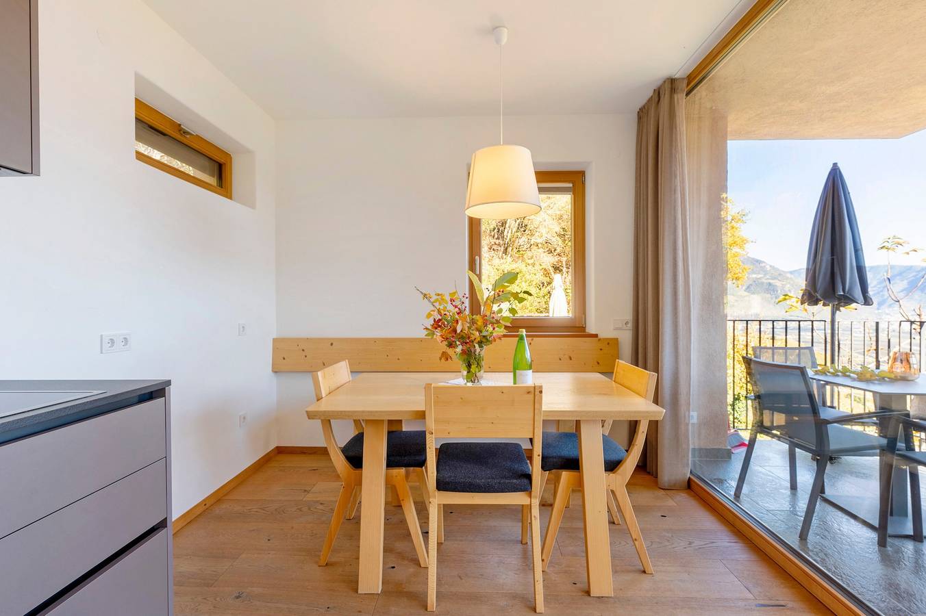 Entire apartment, Apartment 'Firmelein 1 Stock' with Mountain View, Private Terrace and Wi-Fi in Missian, Eppan an der Weinstraße
