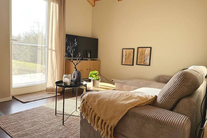 Ferienhaus für 4 Personen, mit Garten und Sauna sowie Terrasse in Neustrelitz - 2