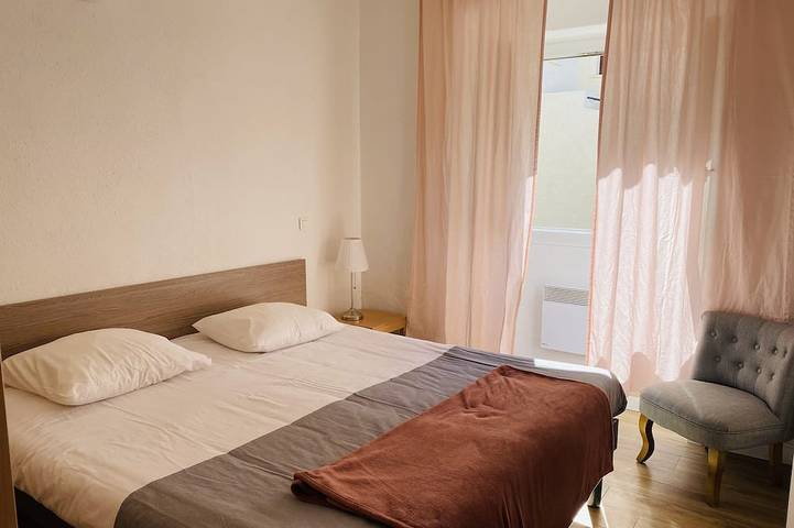 Apartamento entero, Calma y autenticidad con una vista panorámica en el corazón de un pueblo corso in Belgodère, Region de Calvi
