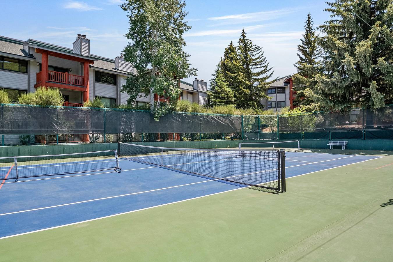Entire apartment, Park City Snowflower Slopeside in Uinta Wasatch Cache National Forest
