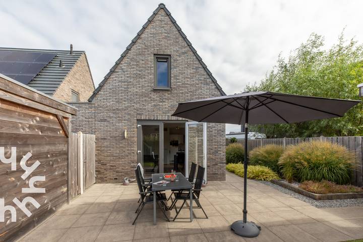 Ferienhaus für 4 Personen, mit Terrasse und Garten in Zoutelande