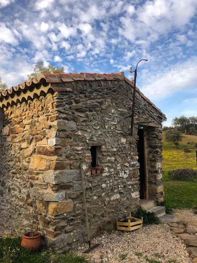 Casa de vacaciones para 3 personas, con terraza además de vistas y jardín - 1