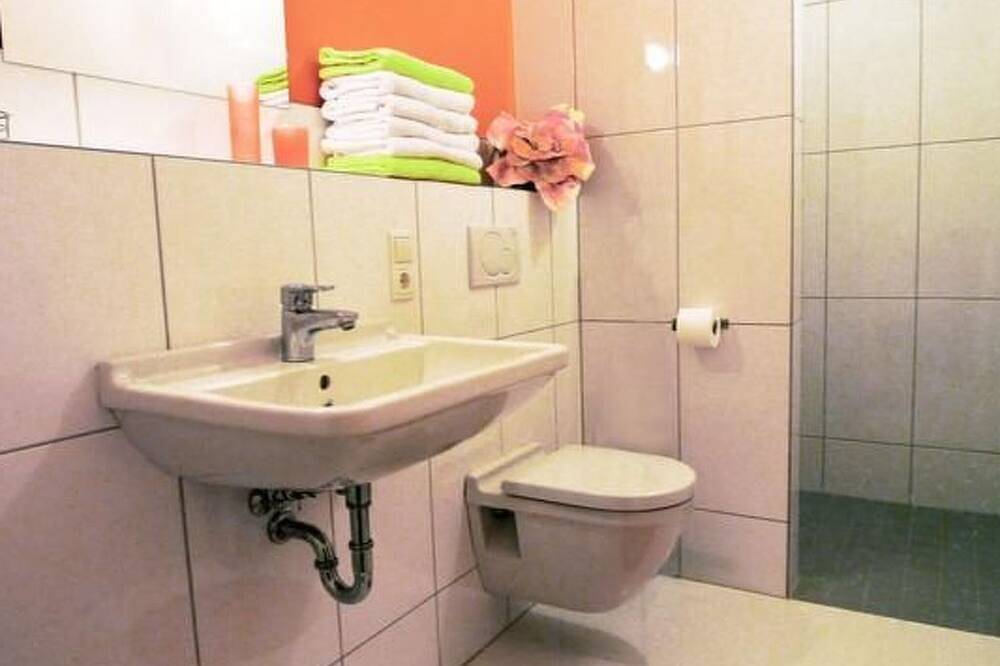 Ganze Wohnung, Perle-Lollipop in Bullay, Traben-Trarbach und Umbegung
